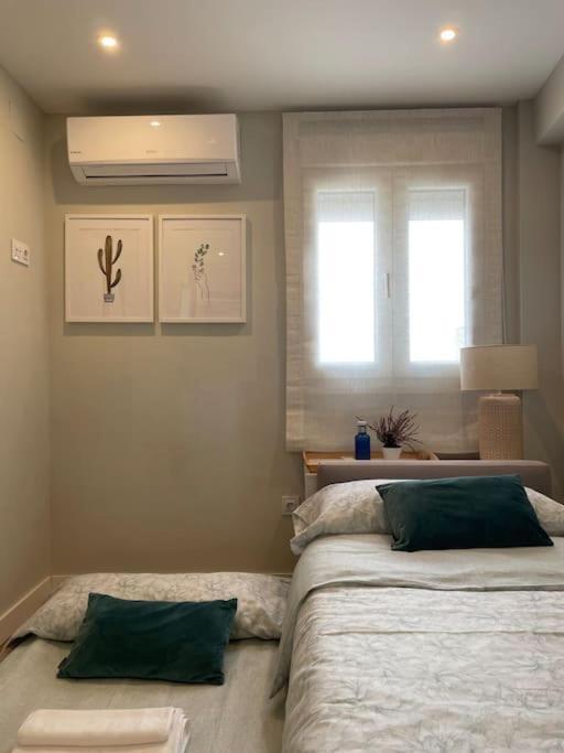 Apartamento Velarde-Maestranza Sevilla Exterior foto
